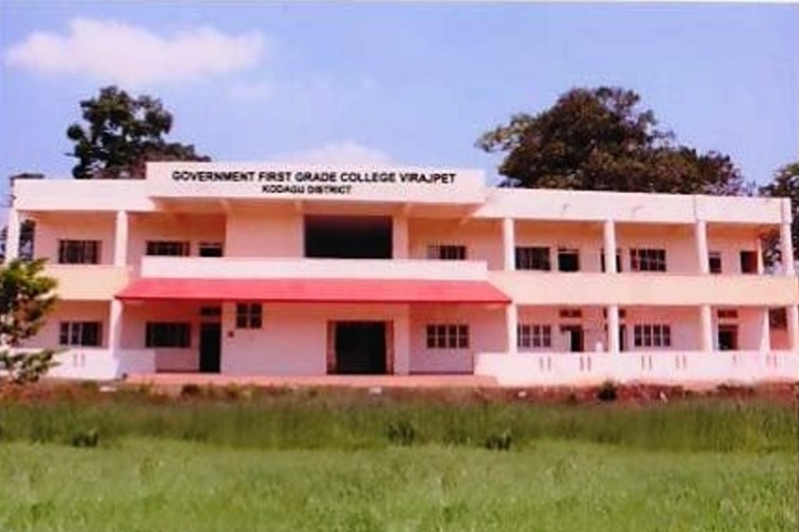 https://cache.careers360.mobi/media/colleges/social-media/media-gallery/22954/2020/3/12/Campus View of Government First Grade College Virajpet_Campus-View.jpg